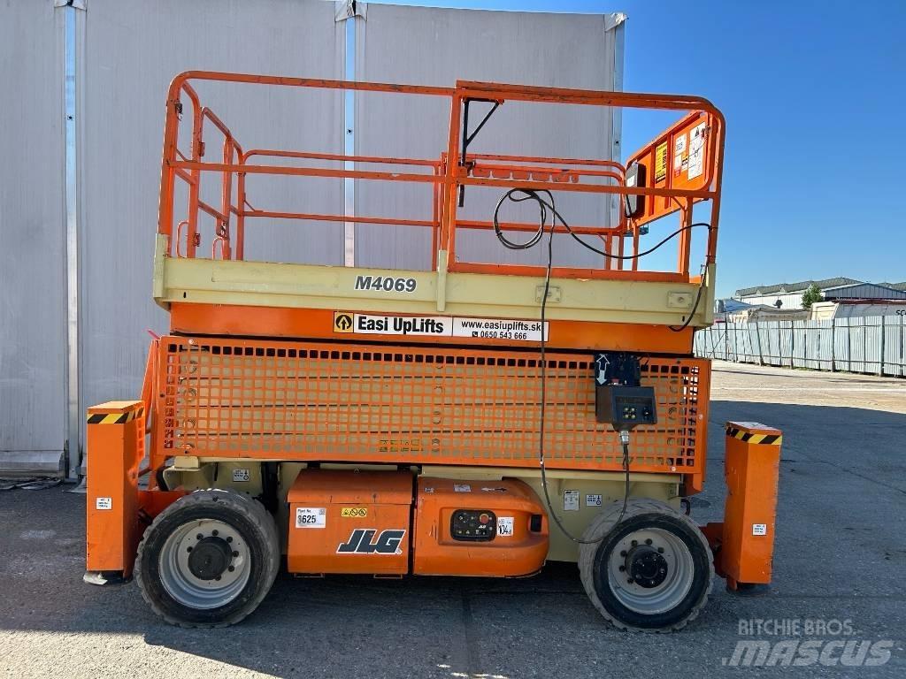 JLG 4069 Scissor lifts