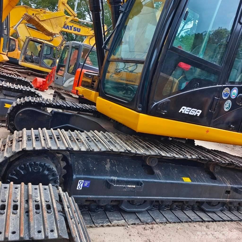CAT 323 D Crawler excavators