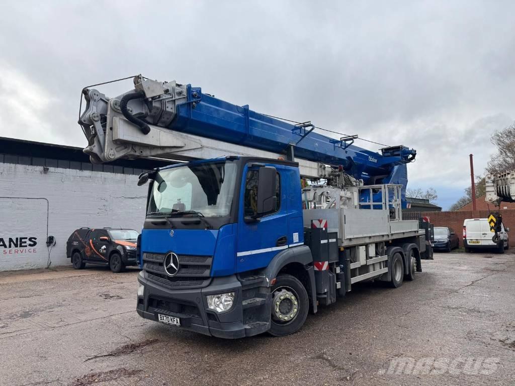 Böcker AK52 All terrain cranes