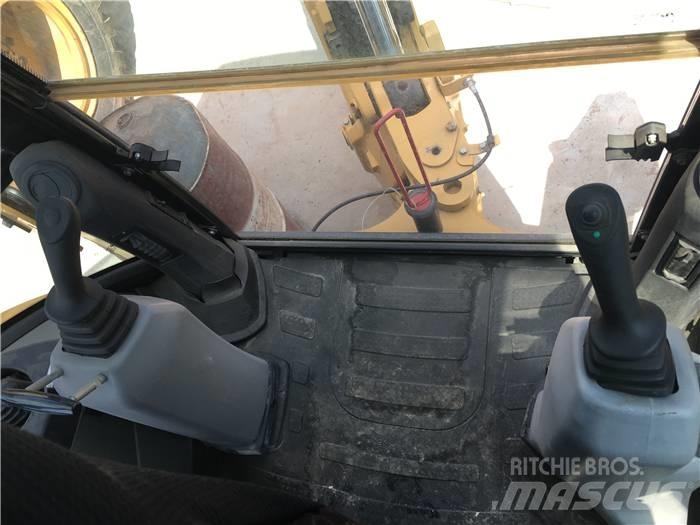 CAT 420 F Backhoe