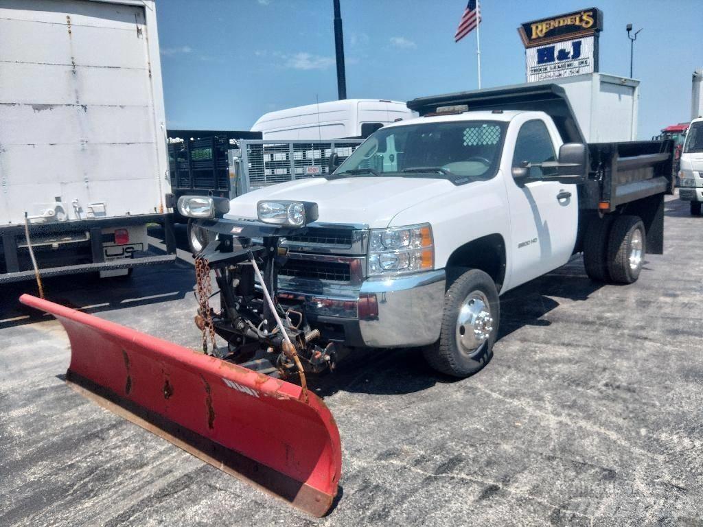 Chevrolet 3500 HD Tipper trucks