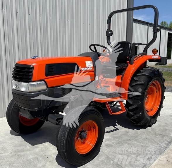 Kubota L3130 Tractors