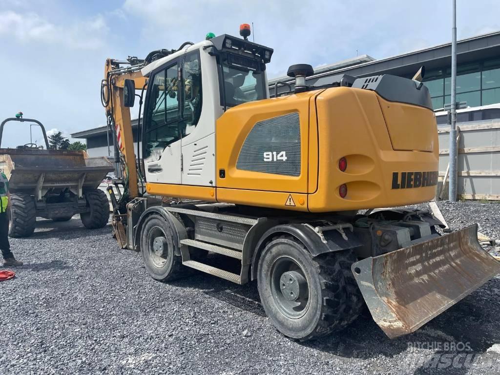 Liebherr 914 Wheeled excavators