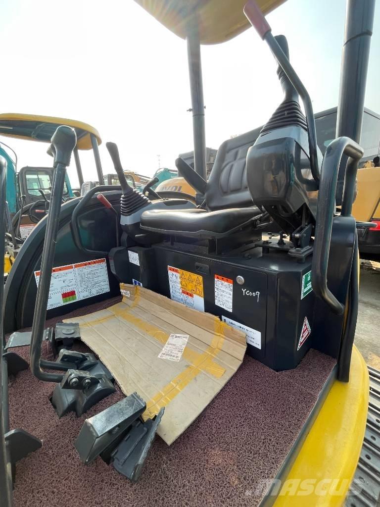 Komatsu PC 30 Mini excavators < 7t (Mini diggers)