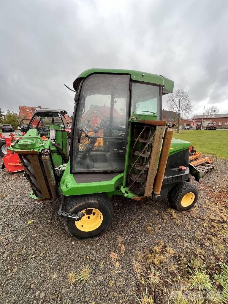 John Deere 1905 Fairway mowers