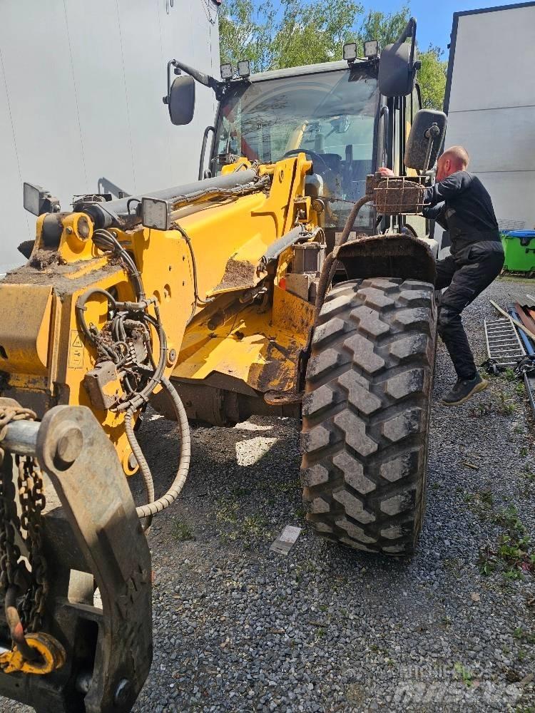 JCB TM 320 S Telehandlers