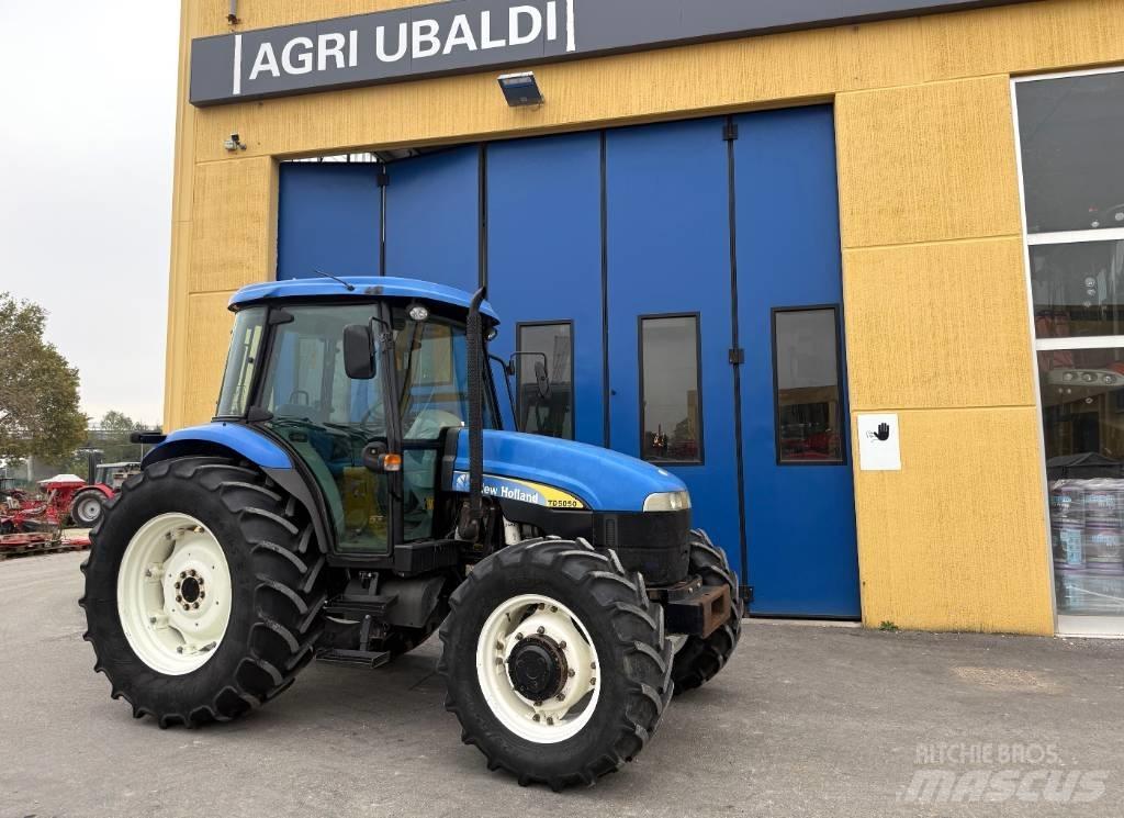 New Holland TD 5050 Tractors