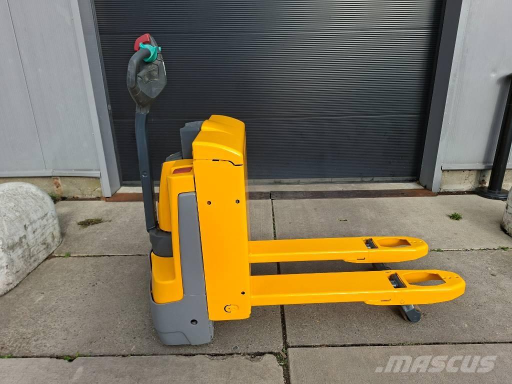 Jungheinrich EJE 116 Low lifter