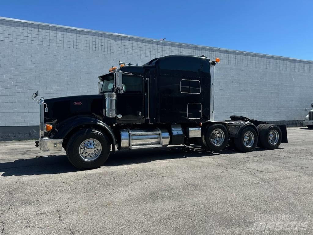Peterbilt 367 Prime Movers