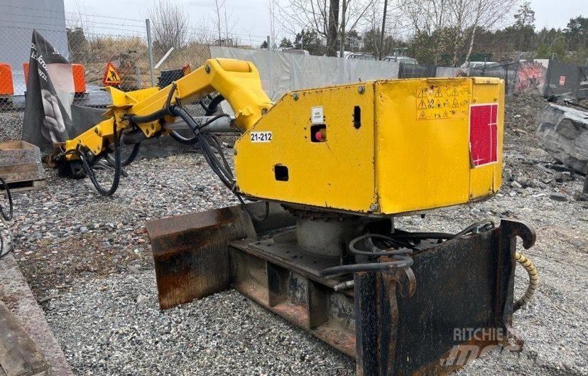 Brokk 330 Crawler excavators