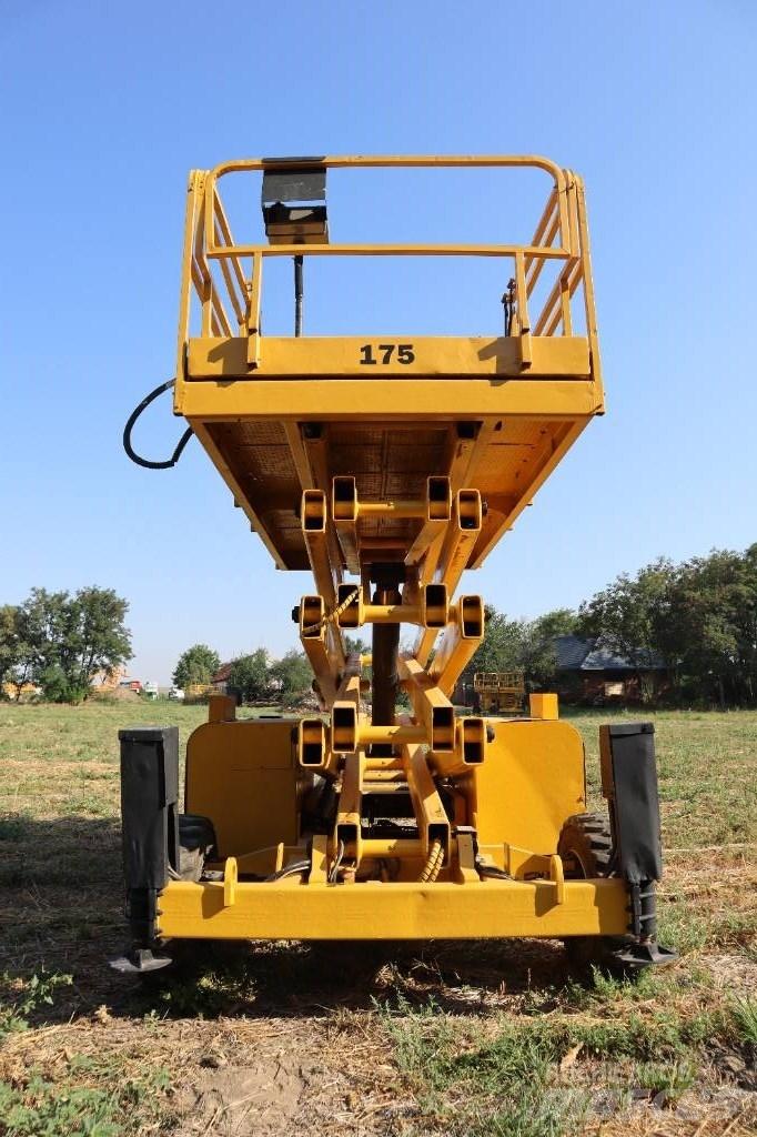 Haulotte H 15 SX Scissor lifts