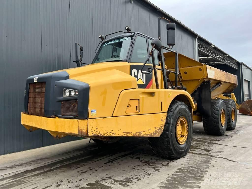 CAT 735B Articulated Haulers