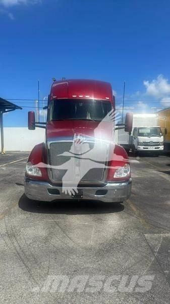 Kenworth T680 Prime Movers