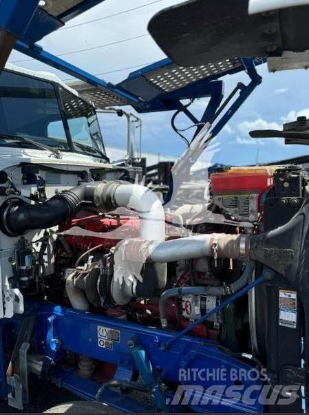 Peterbilt 389 Other