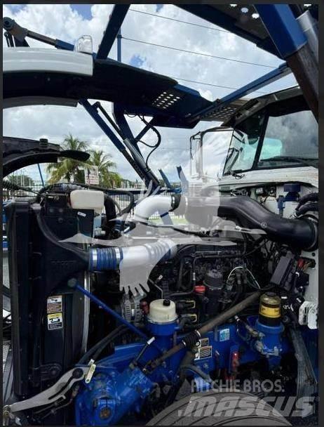 Peterbilt 389 Other