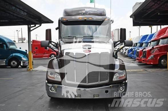 Peterbilt 579 Prime Movers