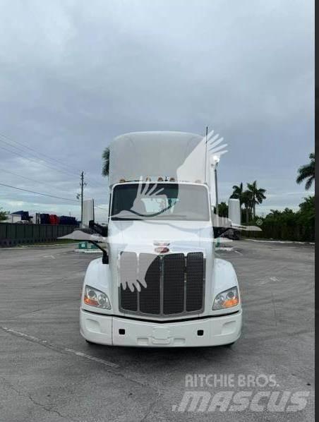 Peterbilt 579 Prime Movers