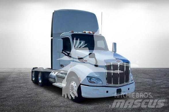 Peterbilt 579 Prime Movers