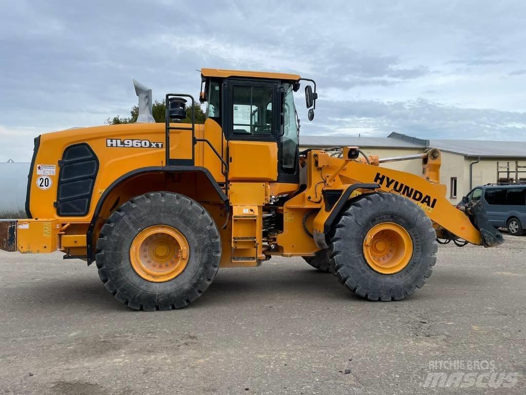 Hyundai HL960XT Wheel loaders