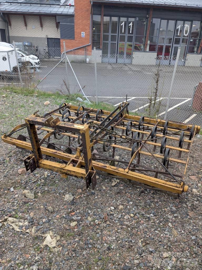 Potila S 250 Harrows