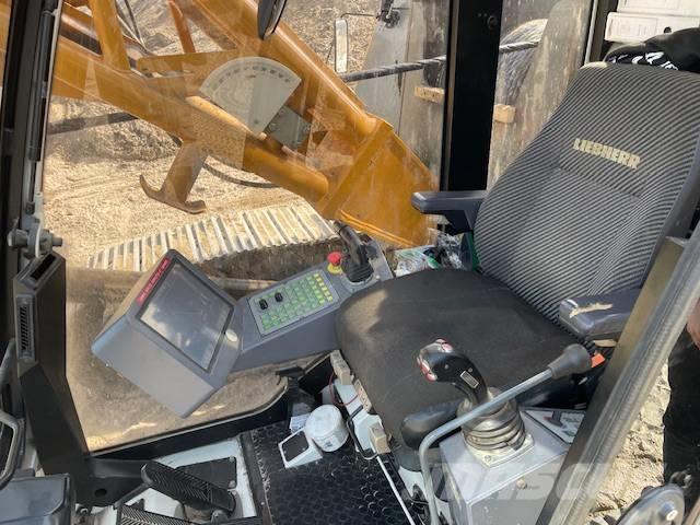 Liebherr HS 8100 HD Dragline excavators