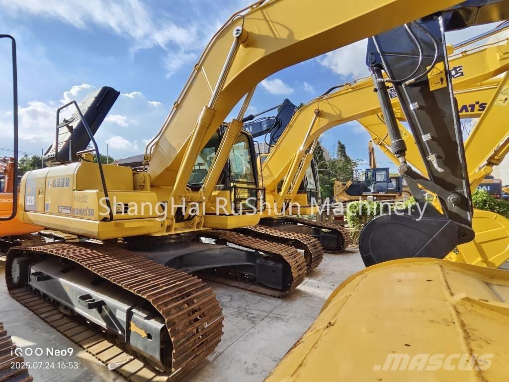 Komatsu 220-8 Crawler excavators