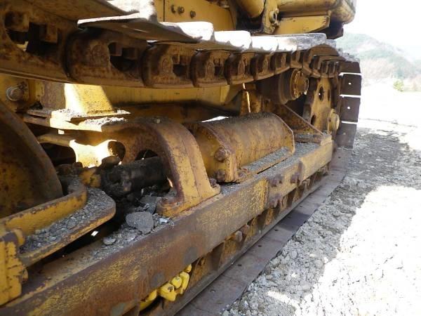 Komatsu D20S-3 Crawler dozers