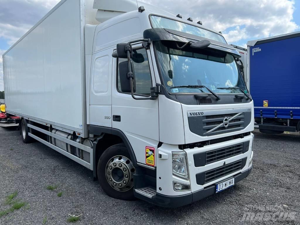 Volvo FM 330 Box trucks