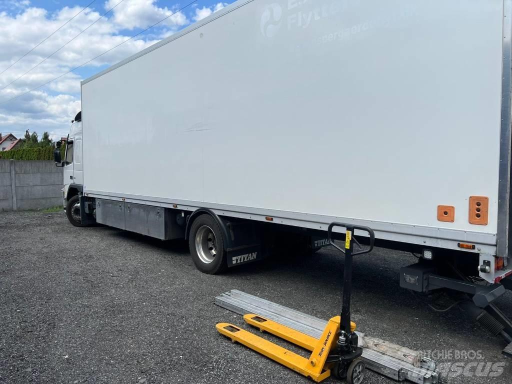 Volvo FM 330 Box trucks