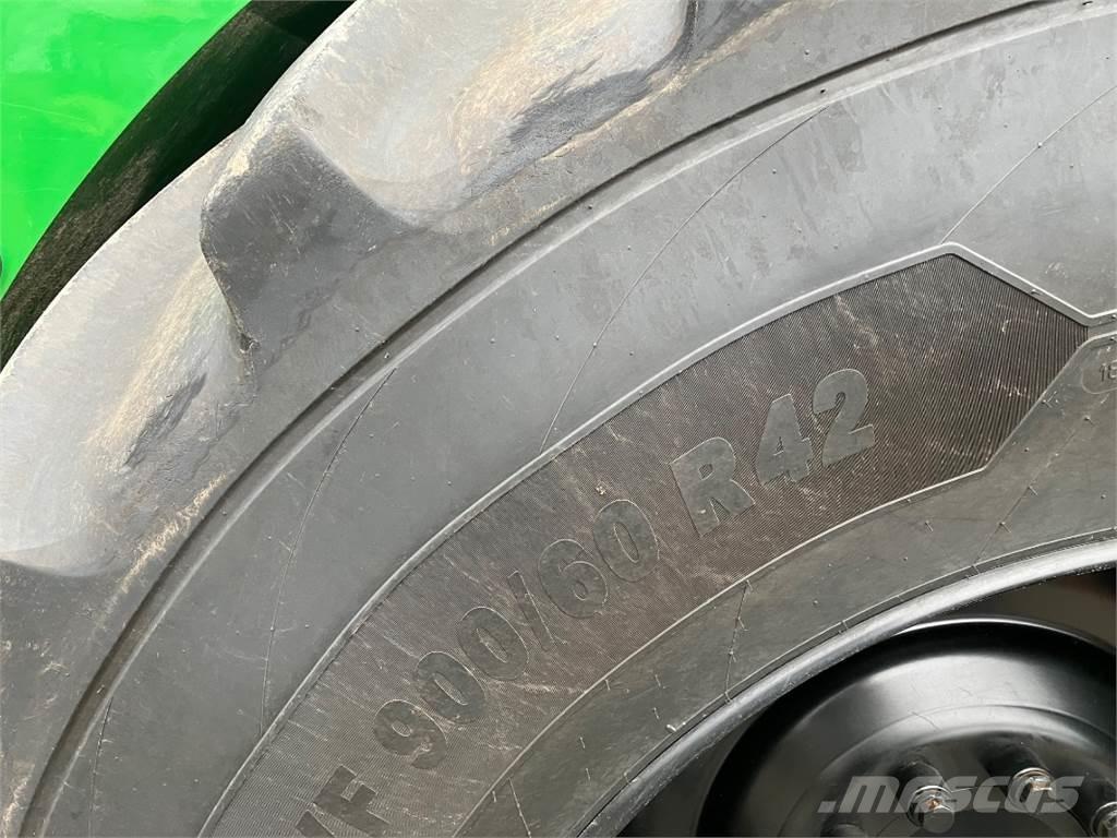 John Deere 9700i Forage harvesters