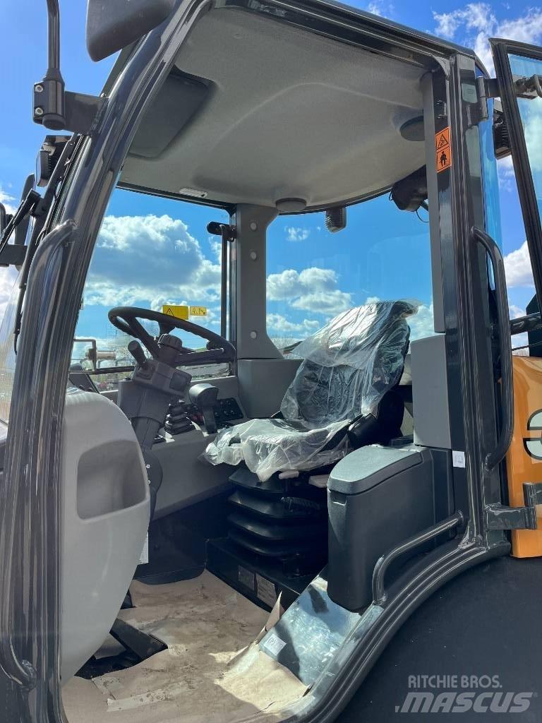 CASE 321 F Wheel loaders