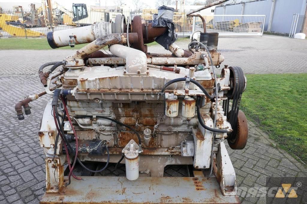 Cummins VTA28P Engines