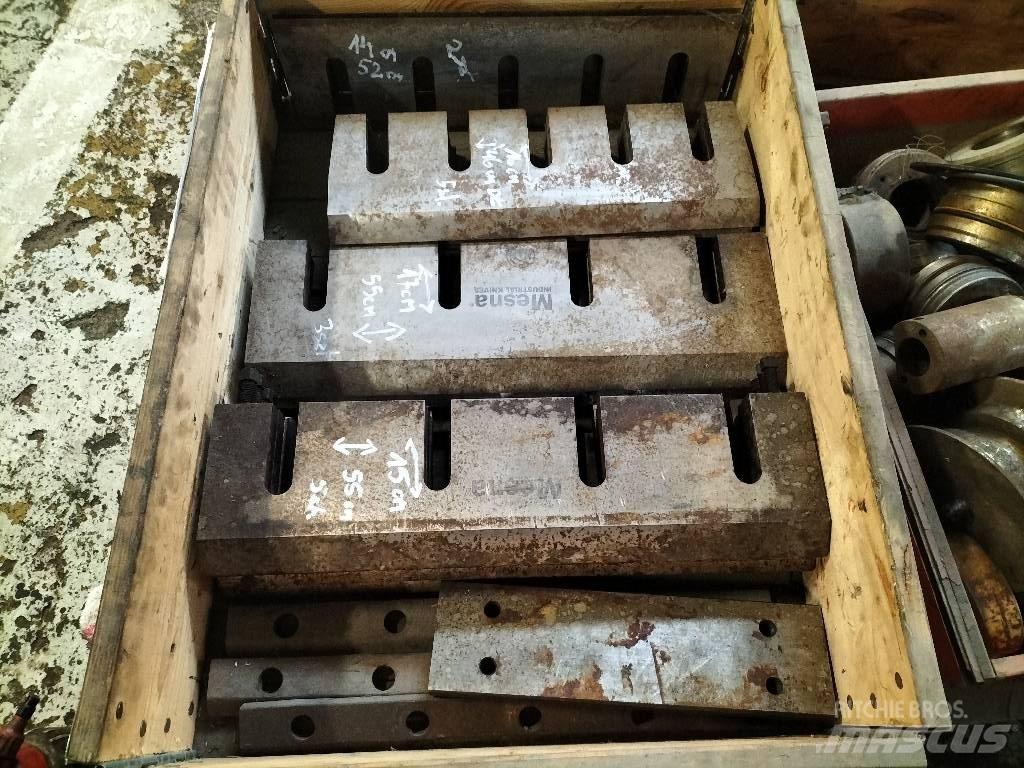  MESNA Bruks /Erjo Wood chippers