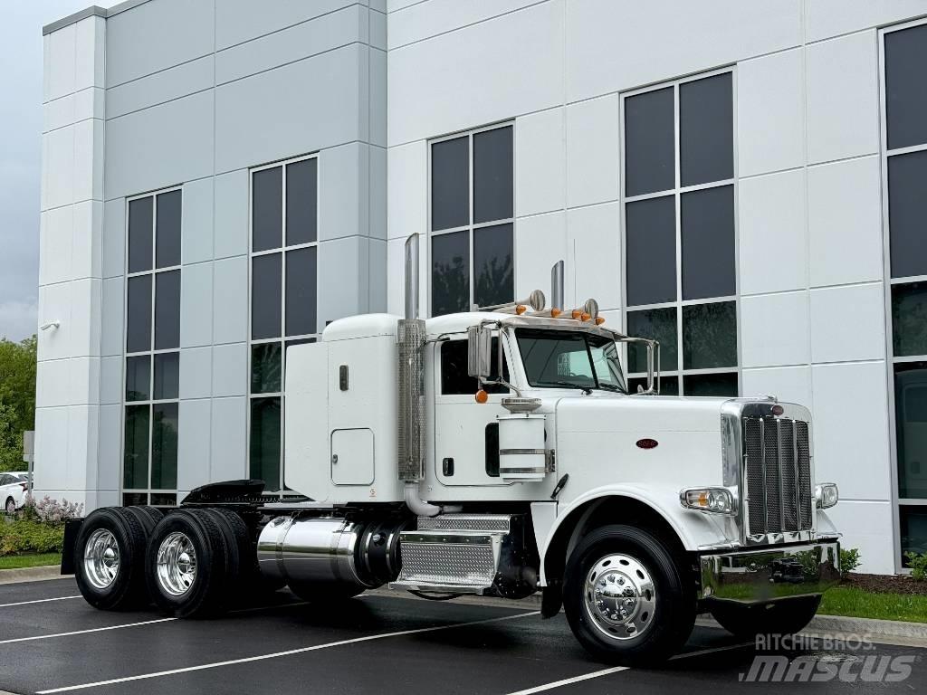 Peterbilt 389 Prime Movers