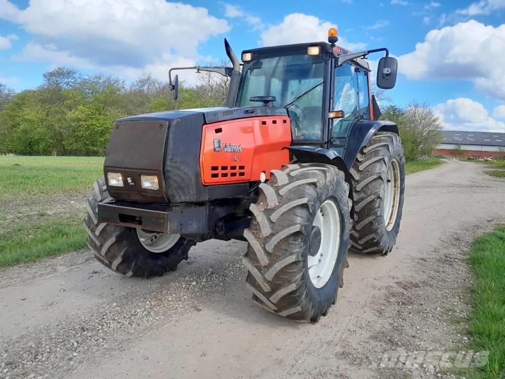 Valmet 8450 Mega Tractors
