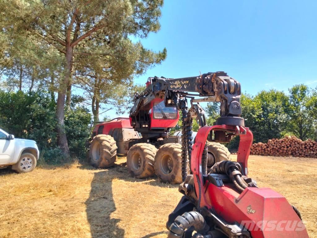 Komatsu 931 Harvesters