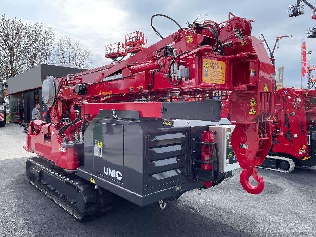 Unic URW-806-3 Track mounted cranes