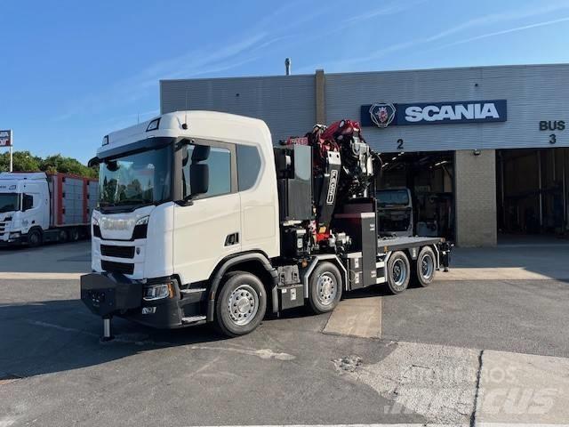 Scania R 560 Truck mounted cranes