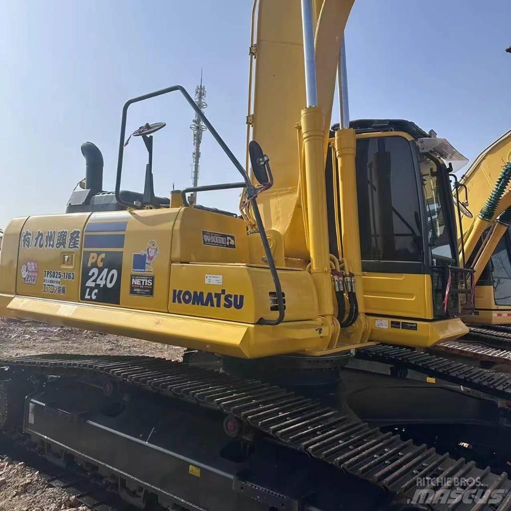 Komatsu PC 240 Crawler excavators