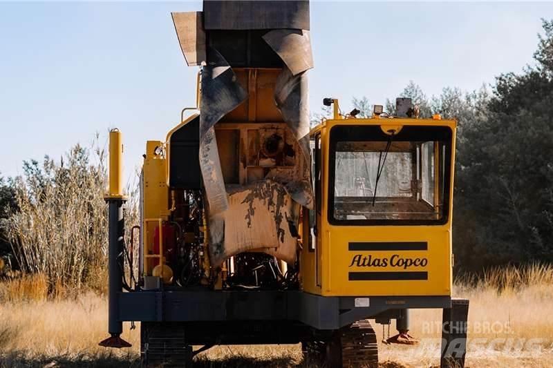 Atlas Copco DM30 Surface drill rigs
