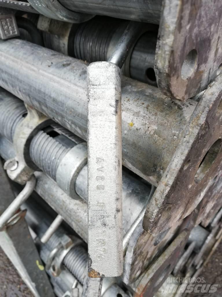 PERI PROP ERGO E-300 Scaffolding equipment