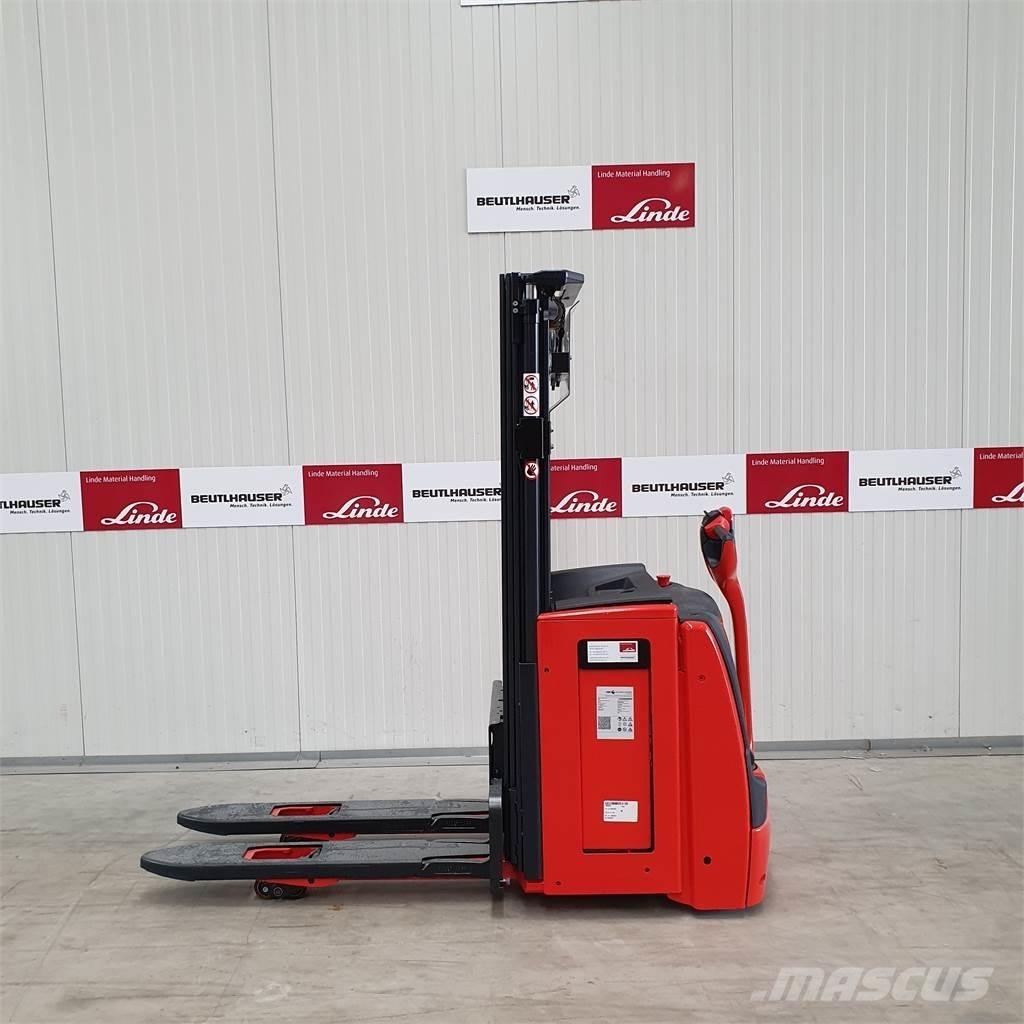 Linde L16i Pedestrian stacker