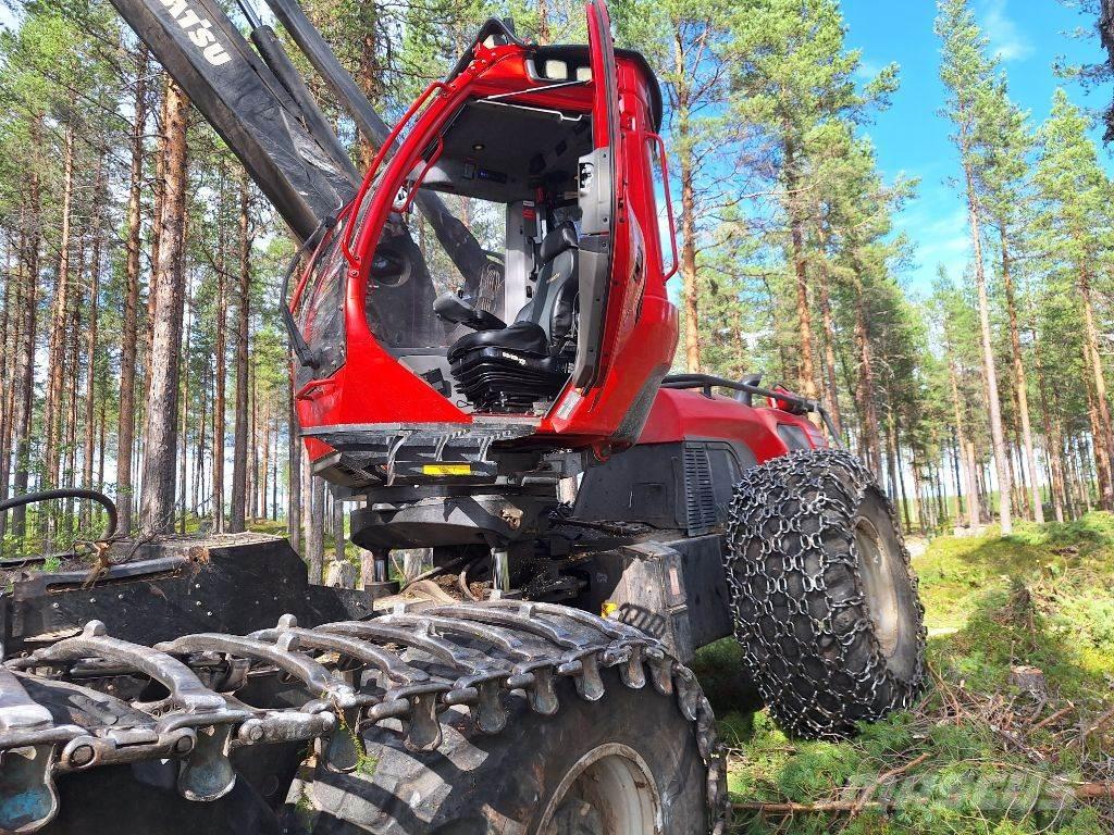 Komatsu 951 Harvesters