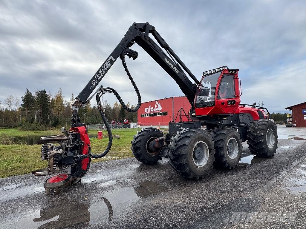 Komatsu 951 Harvesters