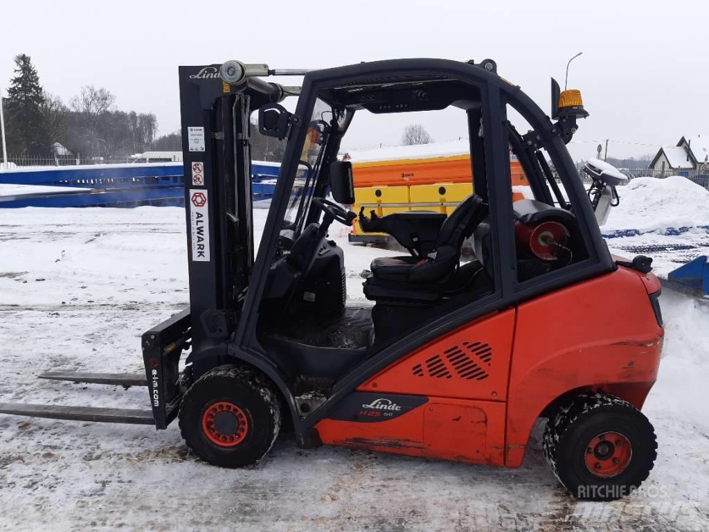 Linde H 25 T LPG trucks