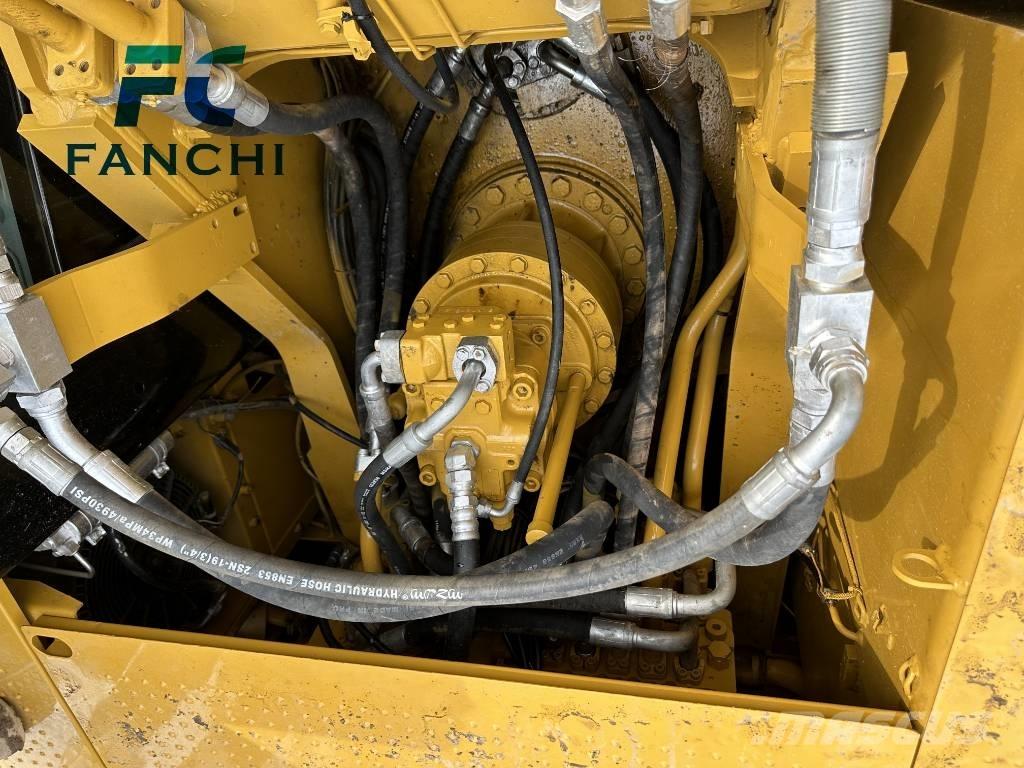 CAT 325D Crawler excavators