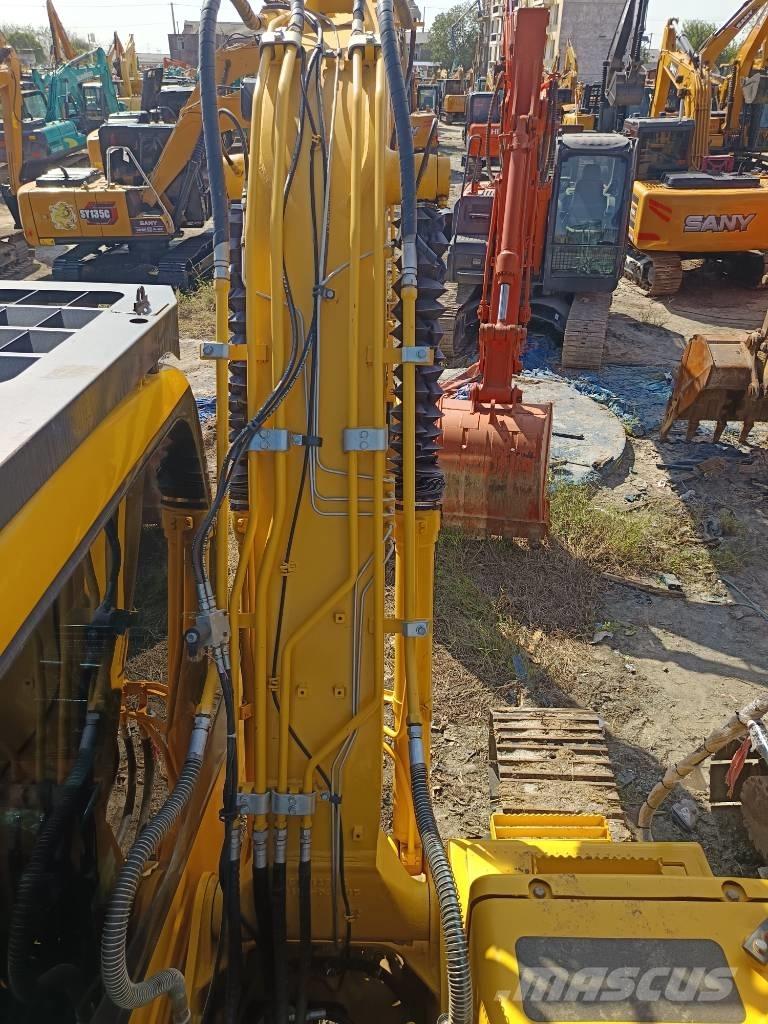 Komatsu PC 130 Crawler excavators