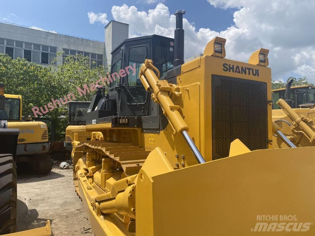 Shantui SD 22 Crawler dozers
