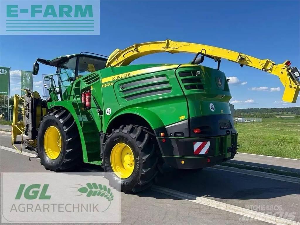 John Deere 8500i Forage harvesters