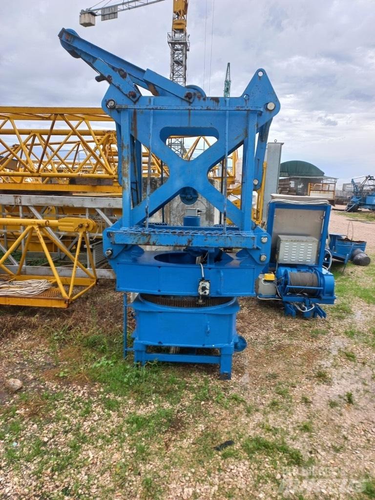 Payner HS 24 Tower cranes